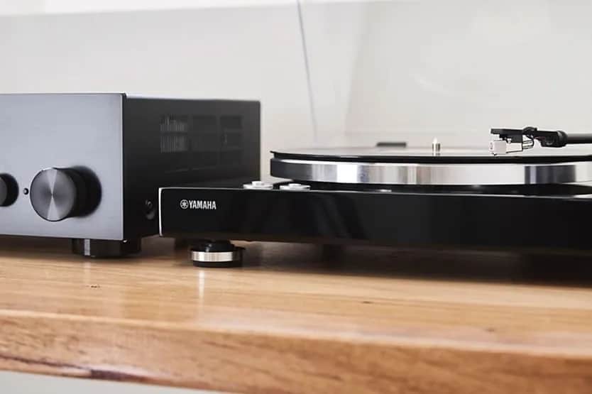 Jak podłączyć gramofon do kina domowego? Kompletny poradnik!